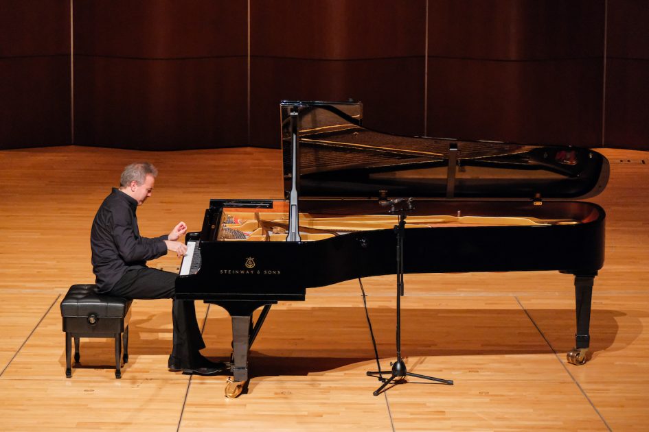 Russian Piano Classics I: Alexei Volodin In Recital